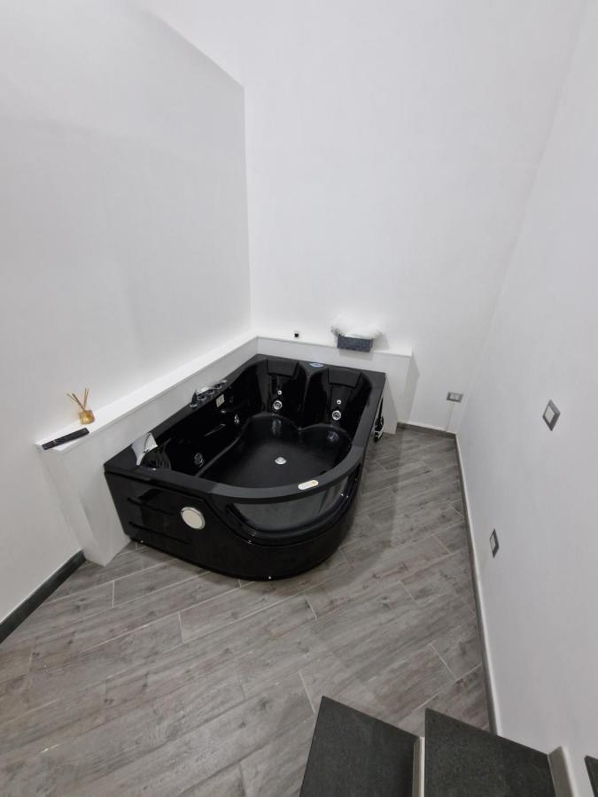 Suites Caracciolo Naples Luaran gambar