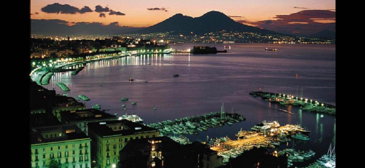 Suites Caracciolo Naples Luaran gambar